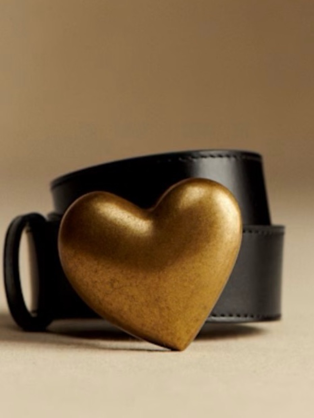 NWT SEZANE ROXANE BELT GLOSSY BLACK